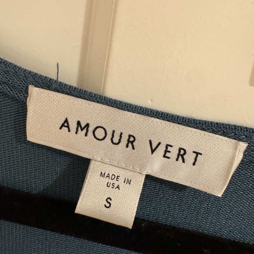 Amour‎ Vert Teal Long Sleeve Dress - Picture 3 of 5